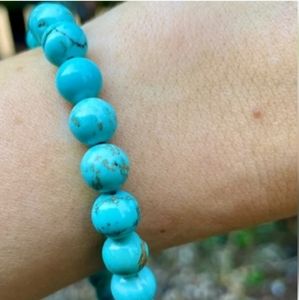 2/$25🩵Turquoise Stone Aromatherapy Beautiful Calming Bracelet in 8mm